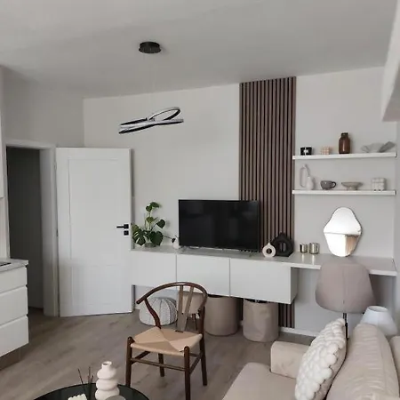 M&m Apartment